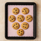 Multi-color baking paper sheets pack with decorative scalloped edges