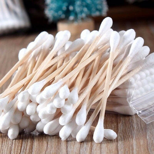 Natural bamboo cotton swabs with strong wooden handles.