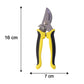 Pruning shears size guide for comfortable handling