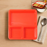 Rectangular 3-compartment serving tray in plastic for organized meals.