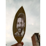 Generic Custom Portrait Leaf Picture – Personalized Engraved Artwork on Natural Leaf
