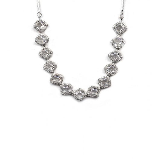 Generic Women's Brass Silver Plated Necklace set (White)