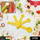 Ergonomic design of the 5-piece plastic measuring spoons set.