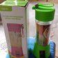 Informational graphic detailing the portable juicer's features.